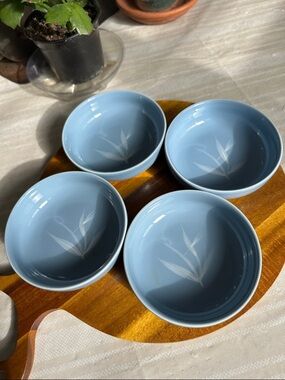 4 Winfield Light Blue Bowls, white Bamboo design. 1950s